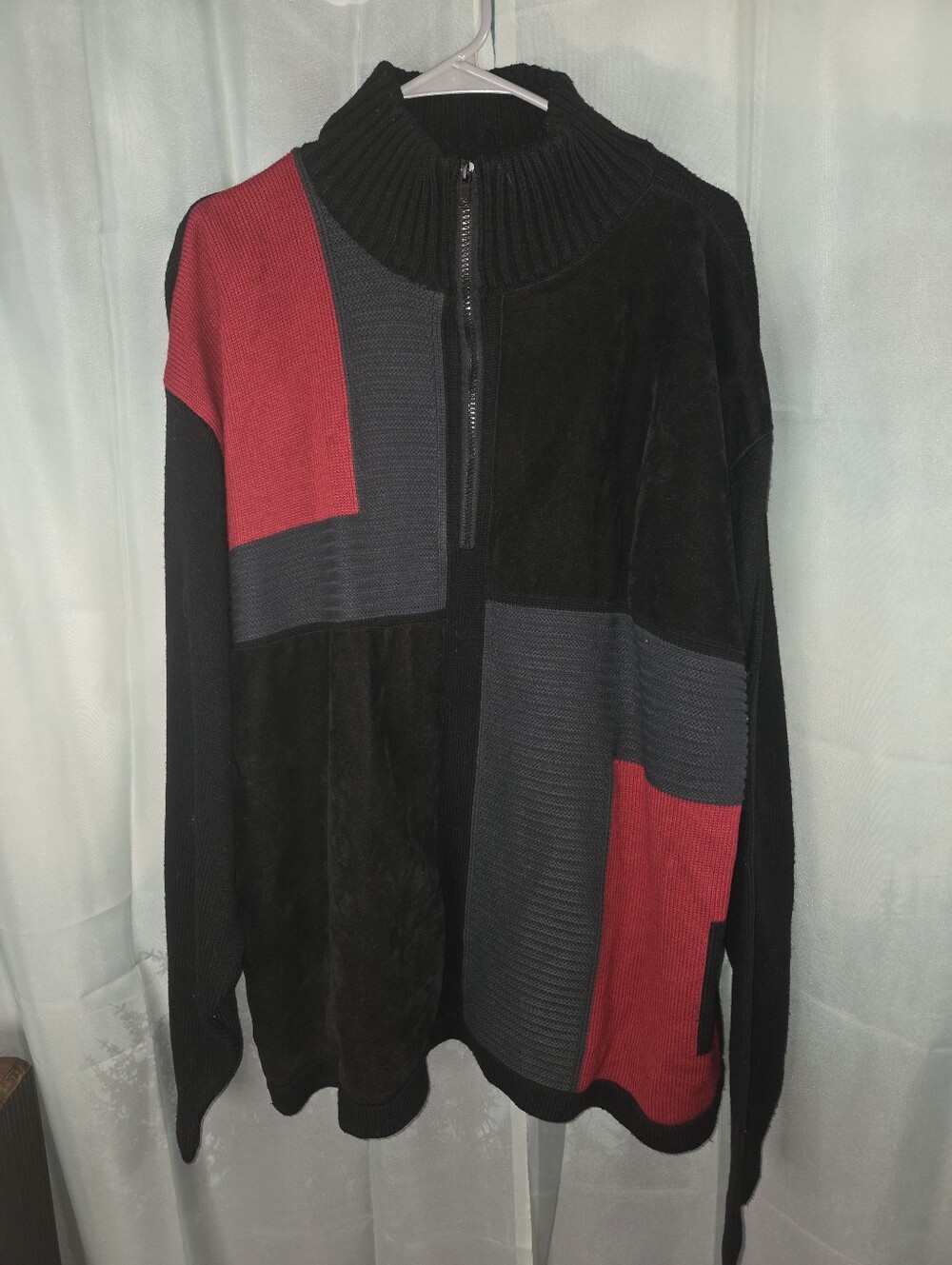Virgola Black and Red Color Block Knitted Turtleneck Sweater
